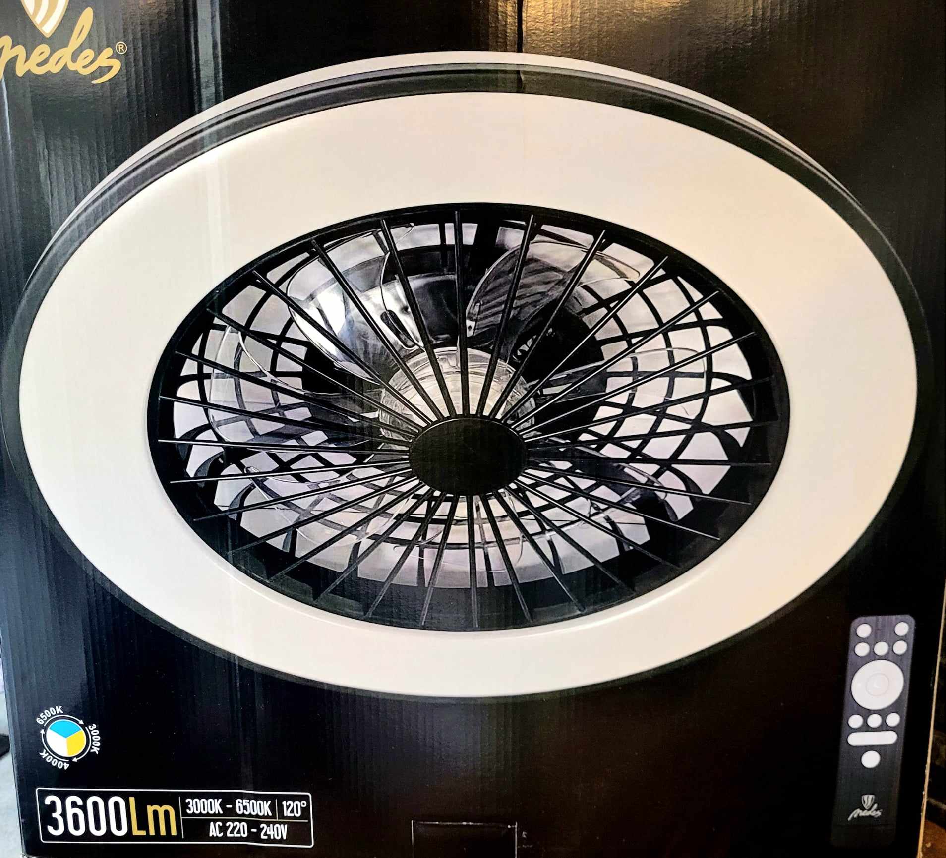 Svítidlo s ventilátorem