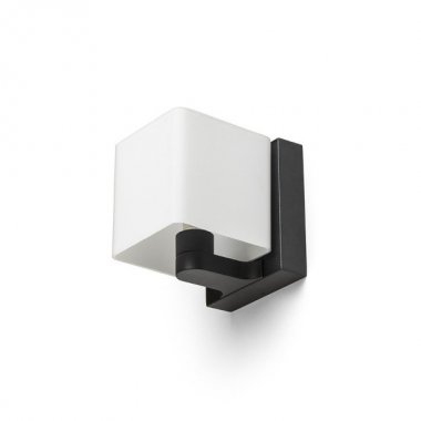 Nástěnné svítidlo R14389