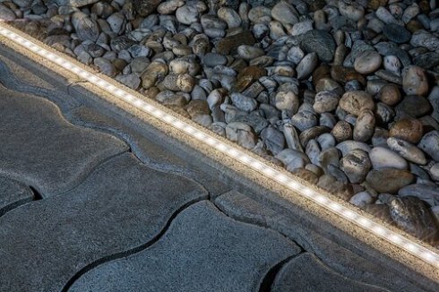 Solární svítidlo RA 77016-8